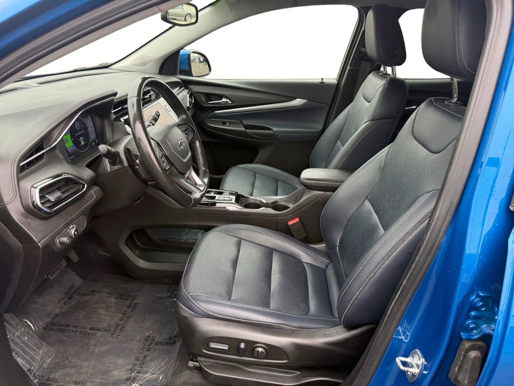 Certified 2023 Chevrolet Bolt EUV LT w/ Convenience Package image 10