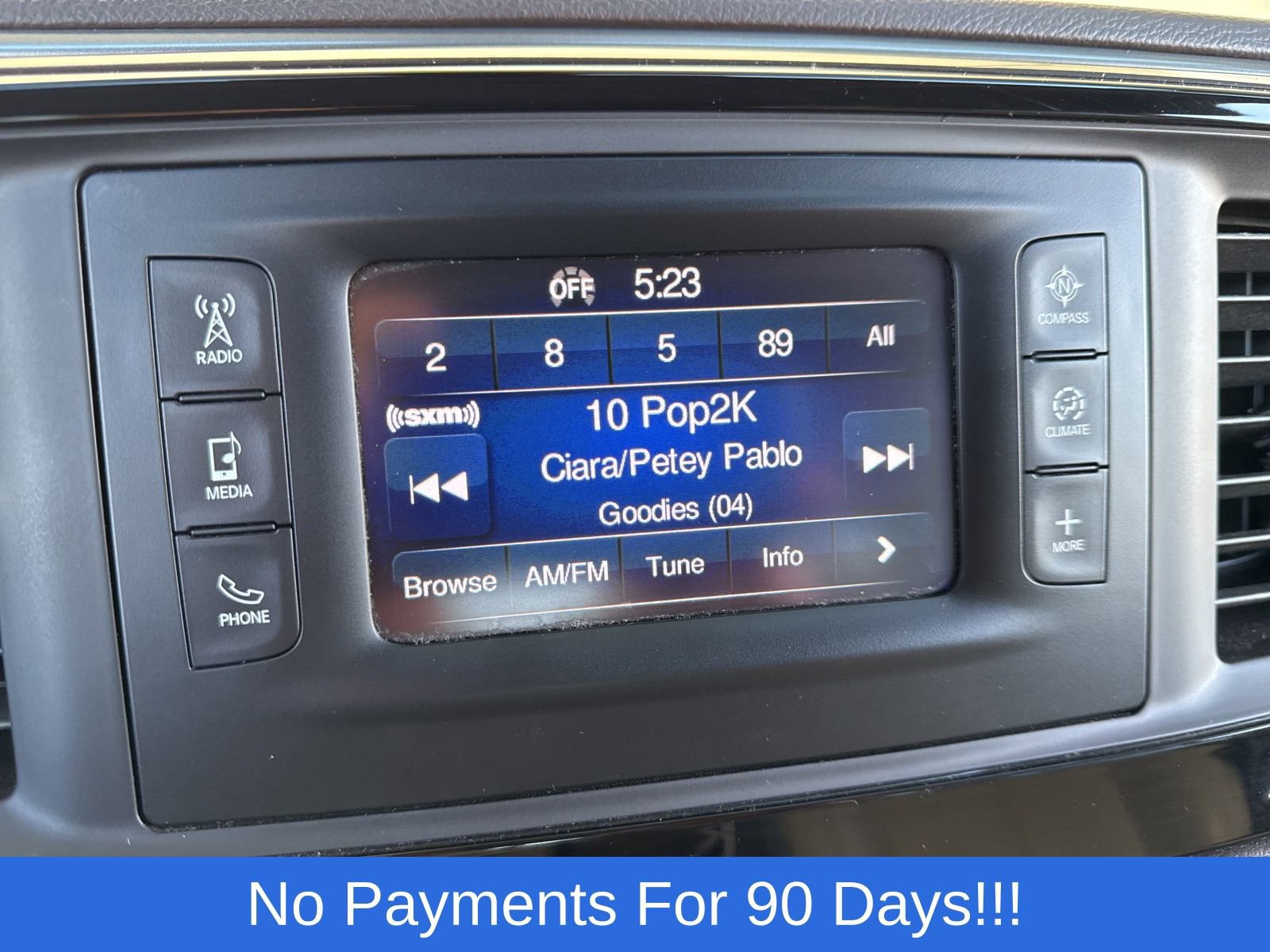 Certified 2017 Chrysler Pacifica Touring-L image 17