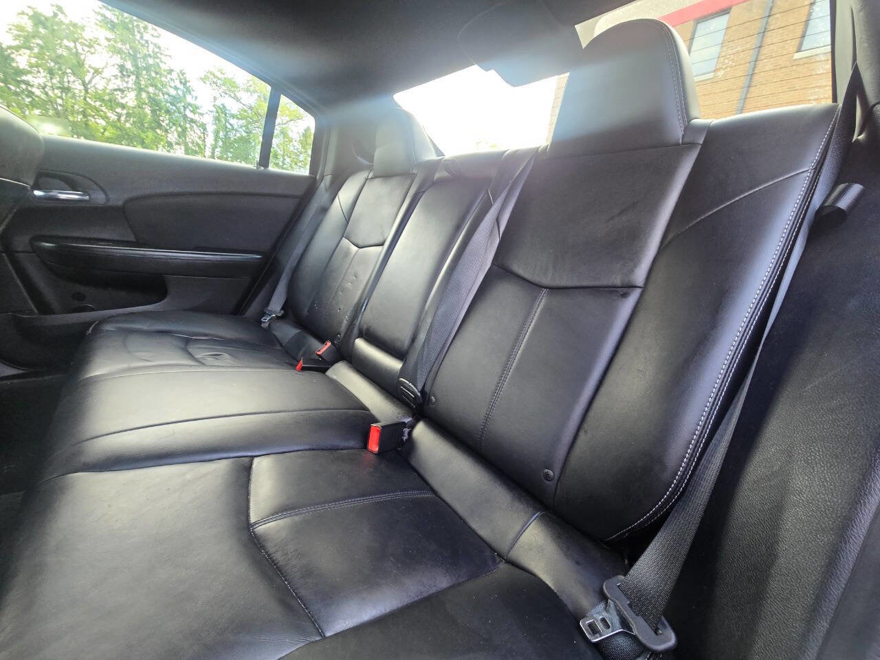 Used 2013 Chrysler 200 Limited FWD image 33