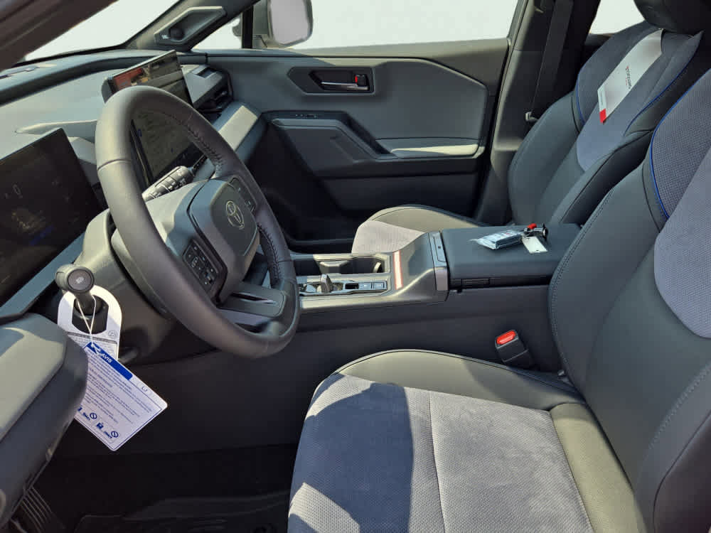 New 2026 Toyota RAV4 XSE AWD/4WD image 9