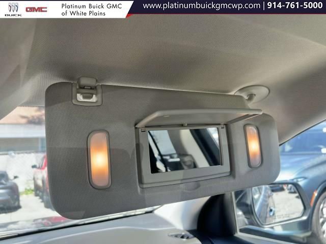 Used 2022 GMC Acadia Denali w/ Denali Technology Package image 32