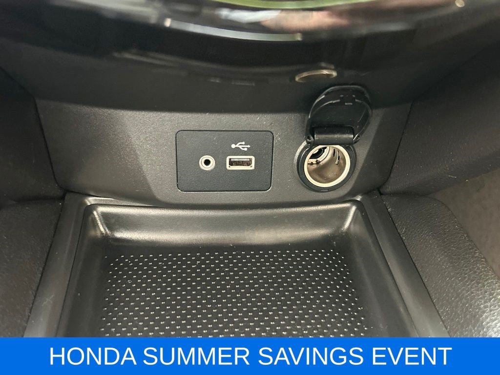 Used 2020 Nissan Rogue S FWD image 28