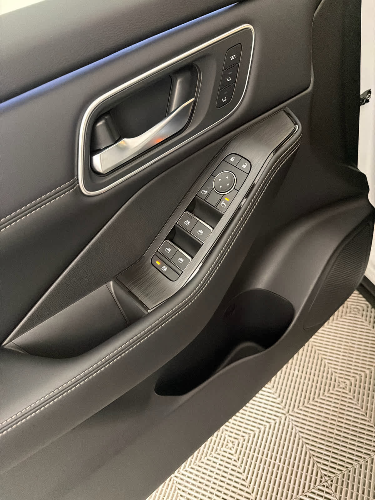 New 2026 Nissan Rogue Platinum w/ Platinum Premium Package image 23