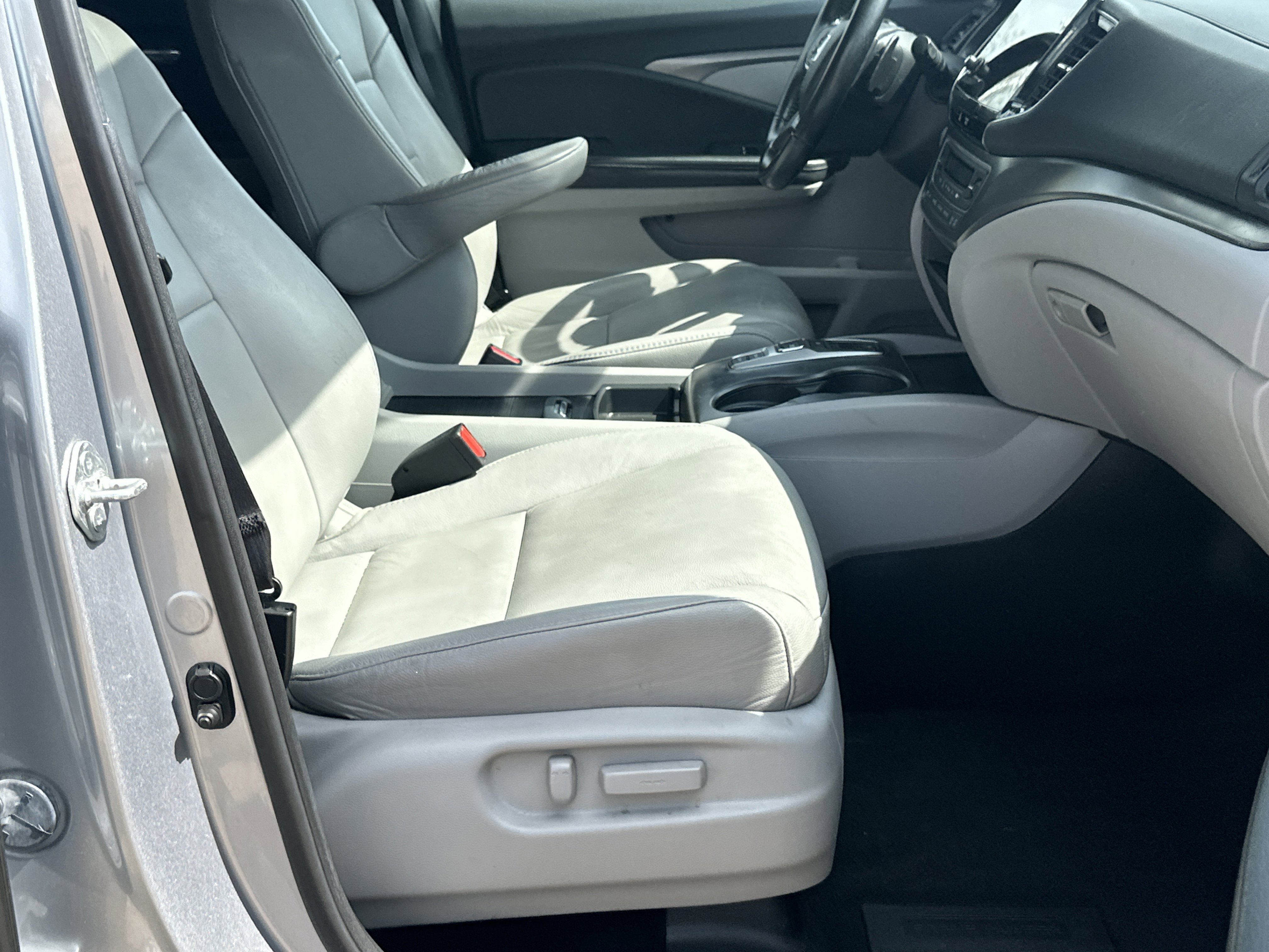 Used 2022 Honda Pilot EX-L image 13