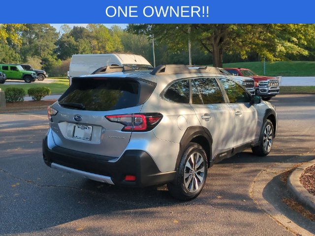 Used 2025 Subaru Outback Limited AWD/4WD image 5