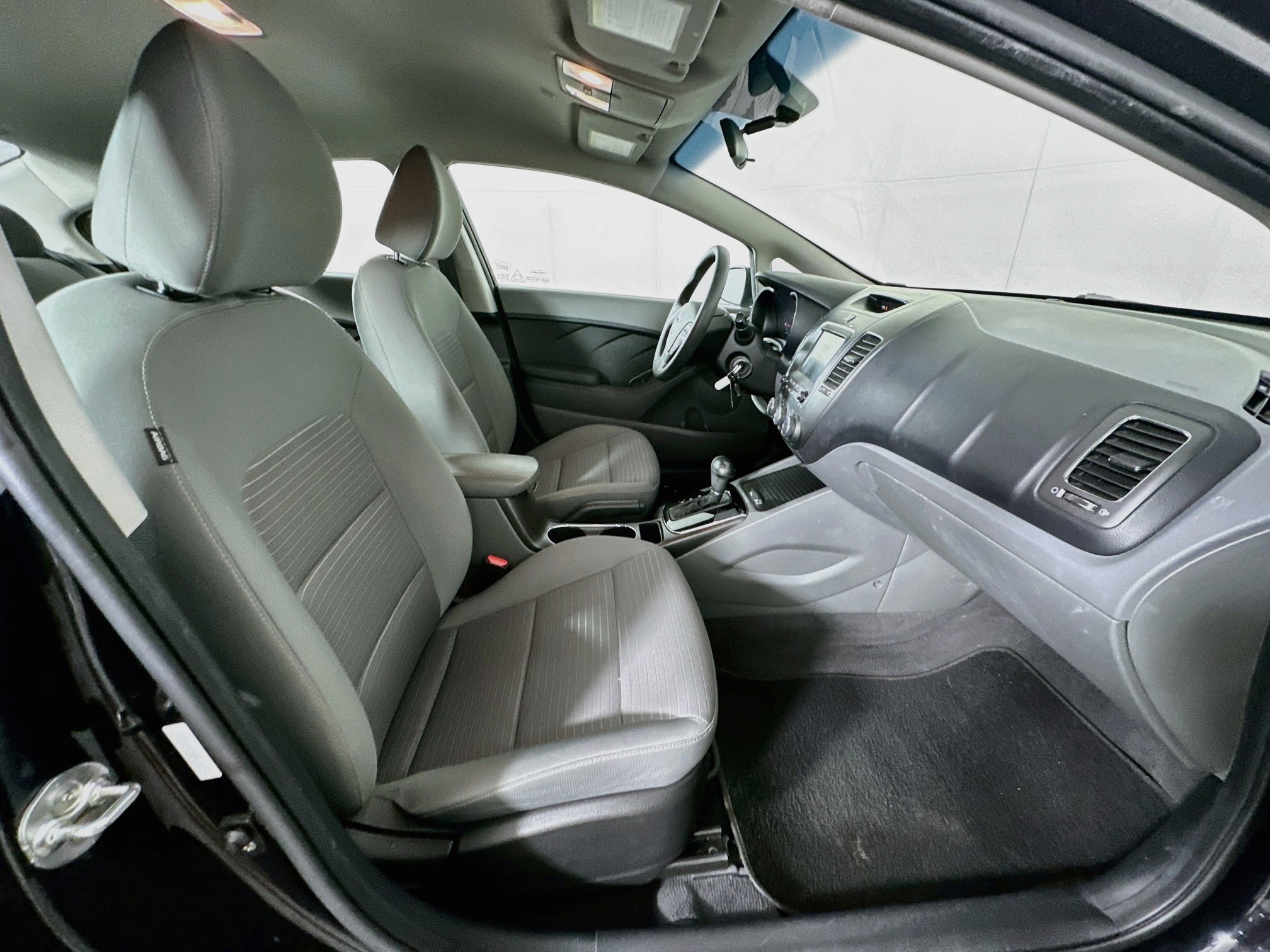 Used 2018 Kia Forte LX w/ LX Popular Package FWD image 28