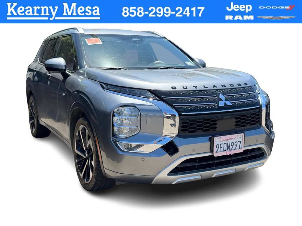 Used 2023 Mitsubishi Outlander SEL AWD/4WD image 1