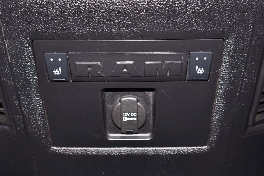 Used 2015 RAM 3500 Laramie Longhorn AWD/4WD image 16