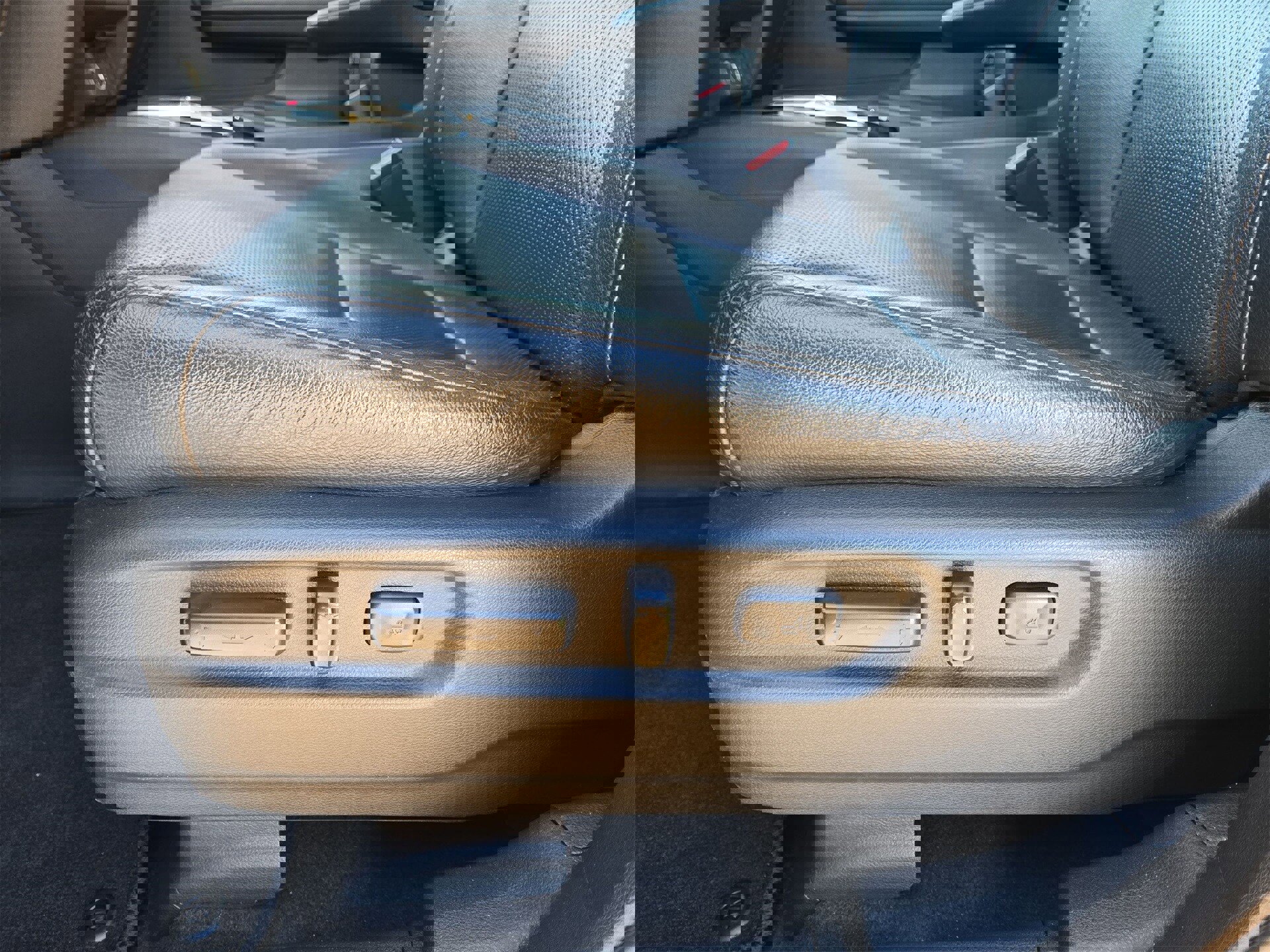 Used 2018 Honda Pilot Elite image 17