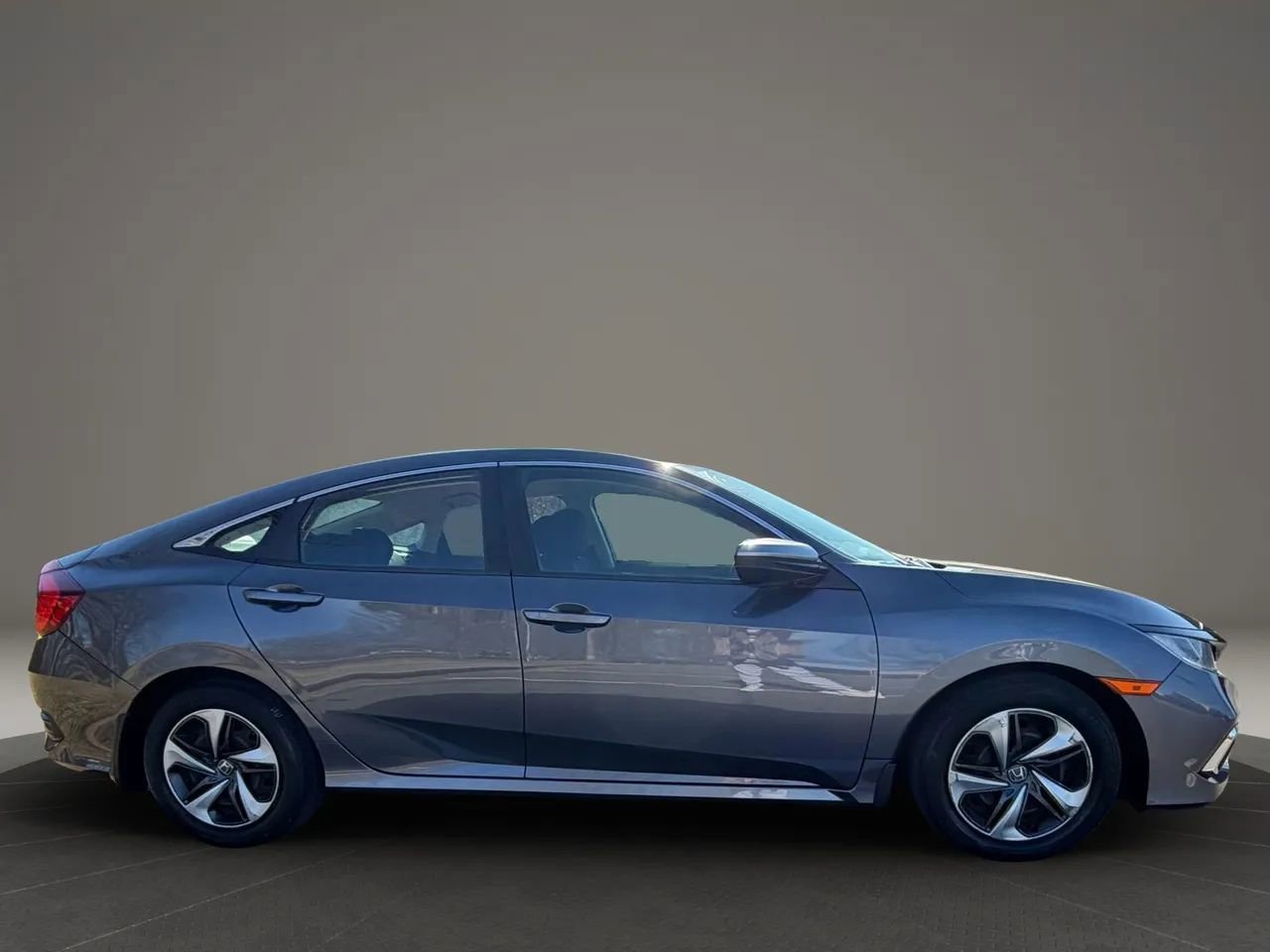 Used 2019 Honda Civic LX image 8