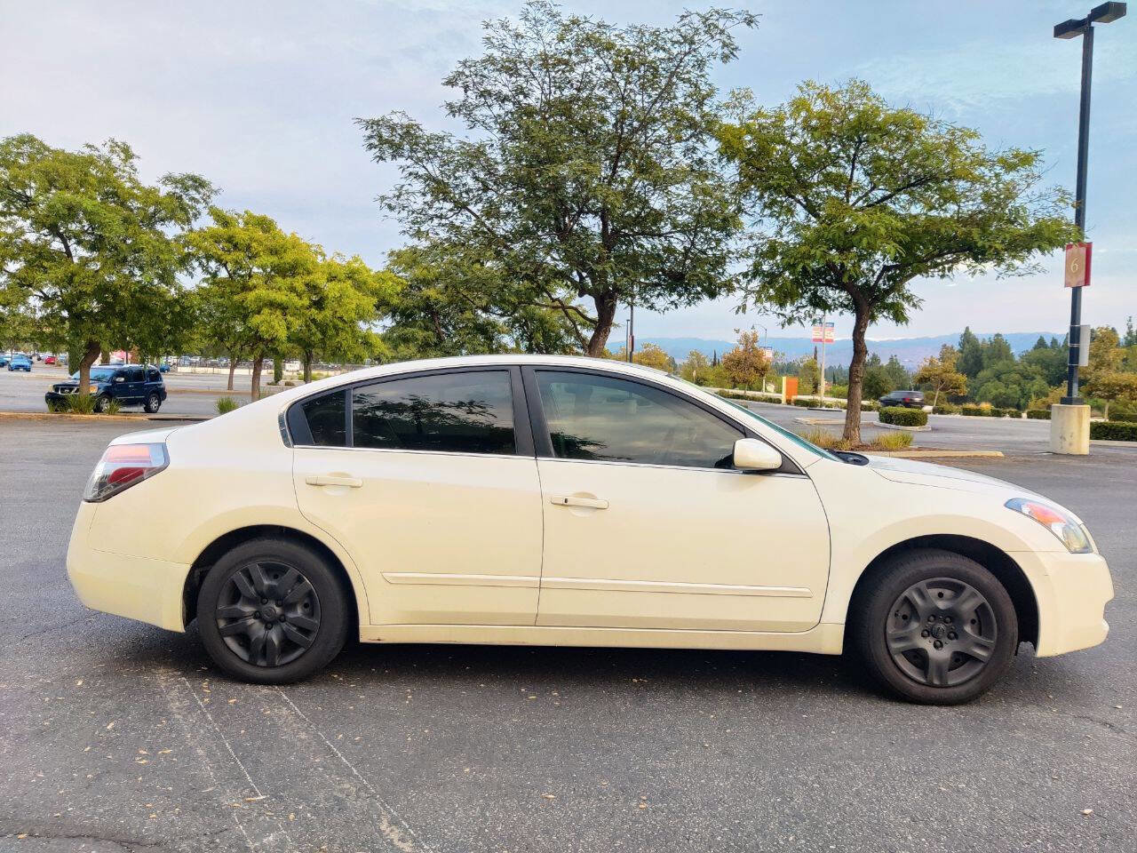 Used 2009 Nissan Altima 2.5 S image 6