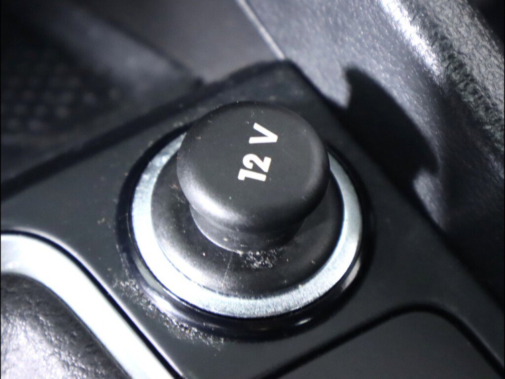 Used 2023 Volkswagen Jetta Sport image 24