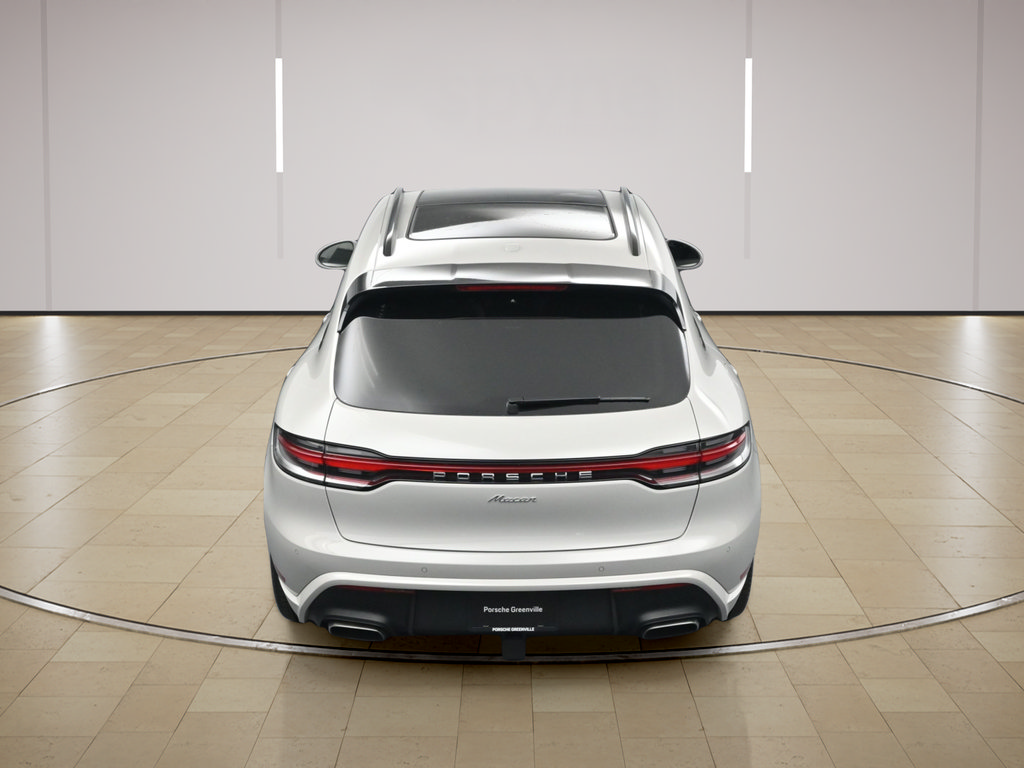 New 2026 Porsche Macan AWD/4WD image 33