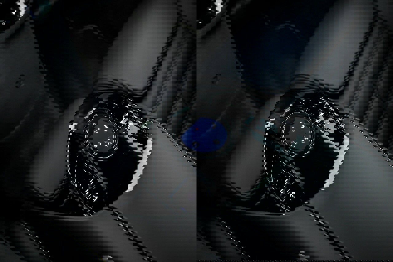 Used 2025 Ferrari Purosangue image 33