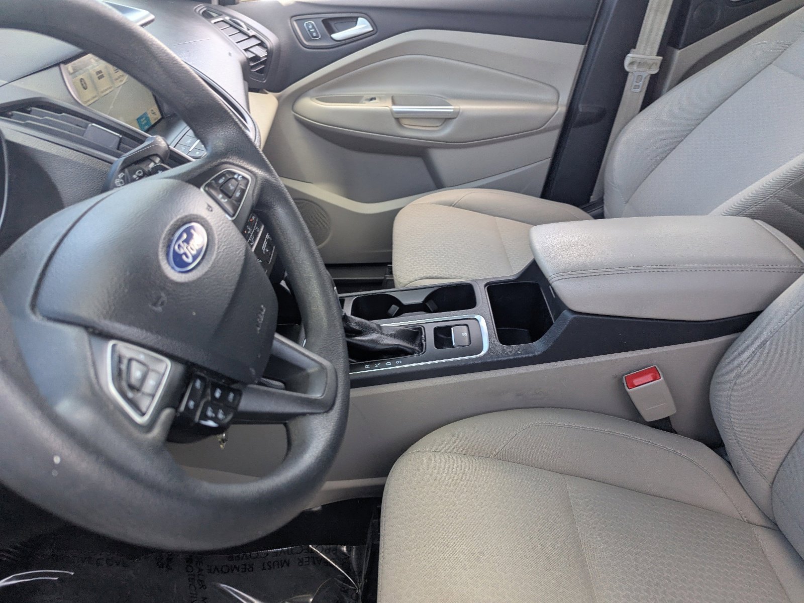 Used 2017 Ford Escape SE w/ Equipment Group 201A image 16