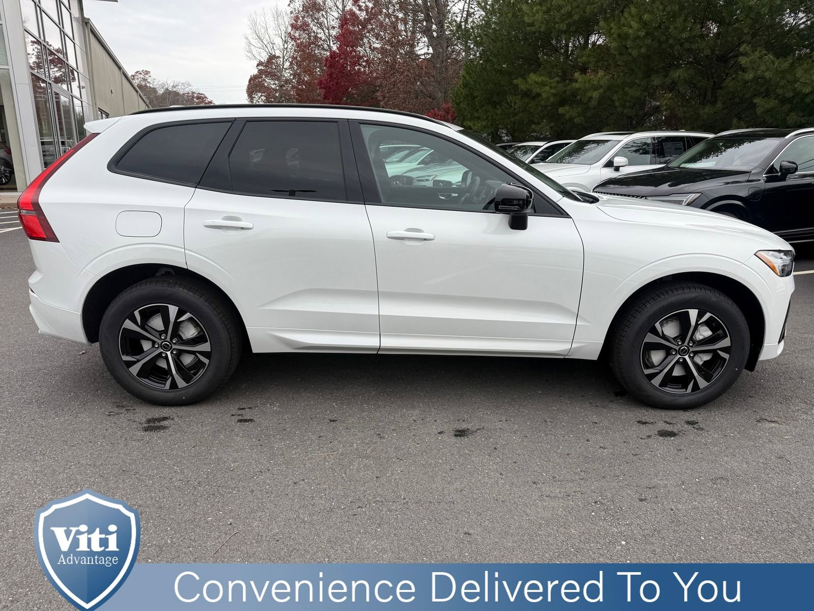 New 2026 Volvo XC60 B5 Core w/ Climate Package image 9