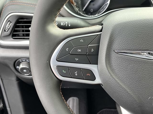 New 2026 Chrysler Pacifica Pinnacle AWD/4WD image 25