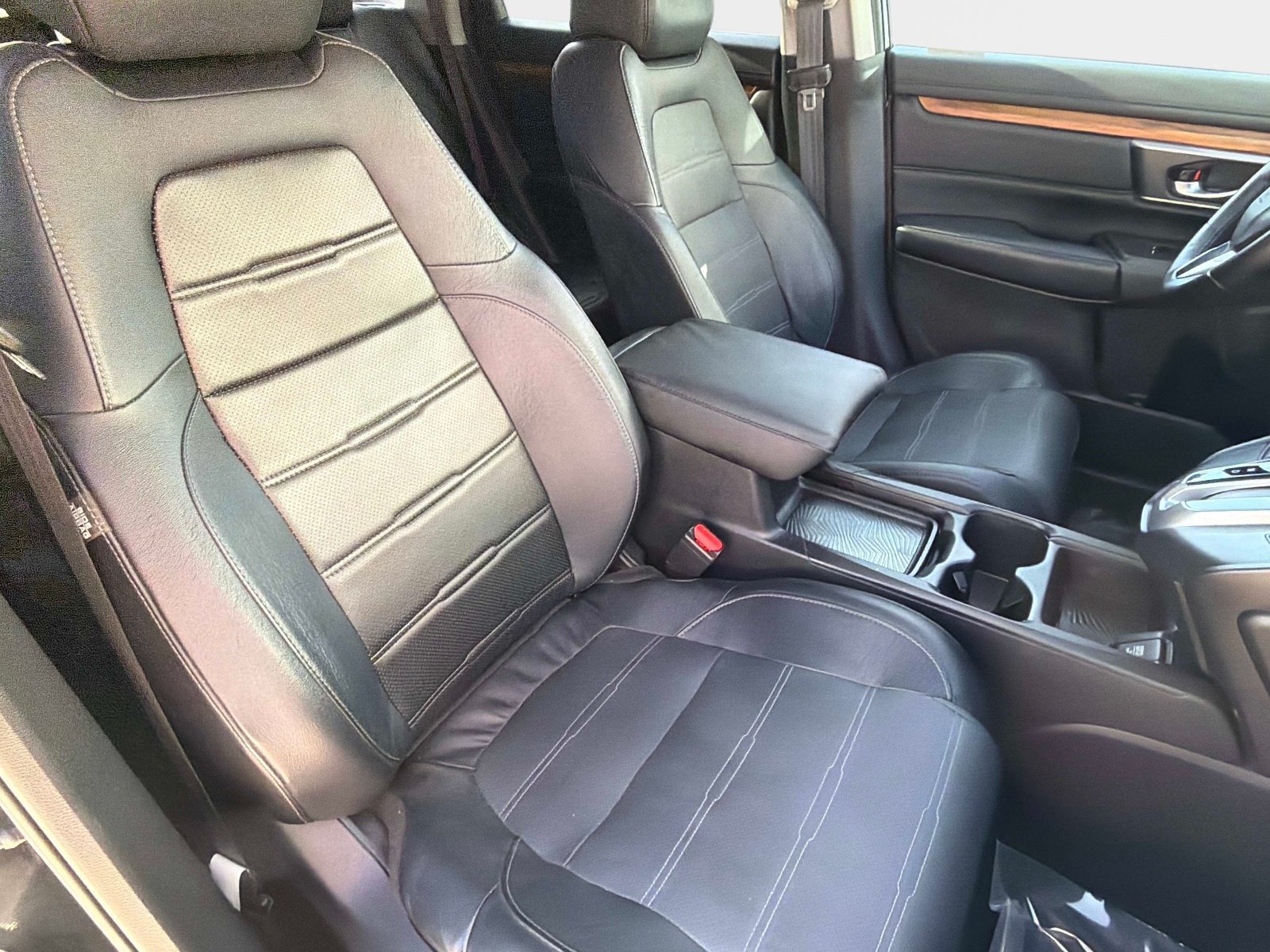 Used 2018 Honda CR-V Touring image 11