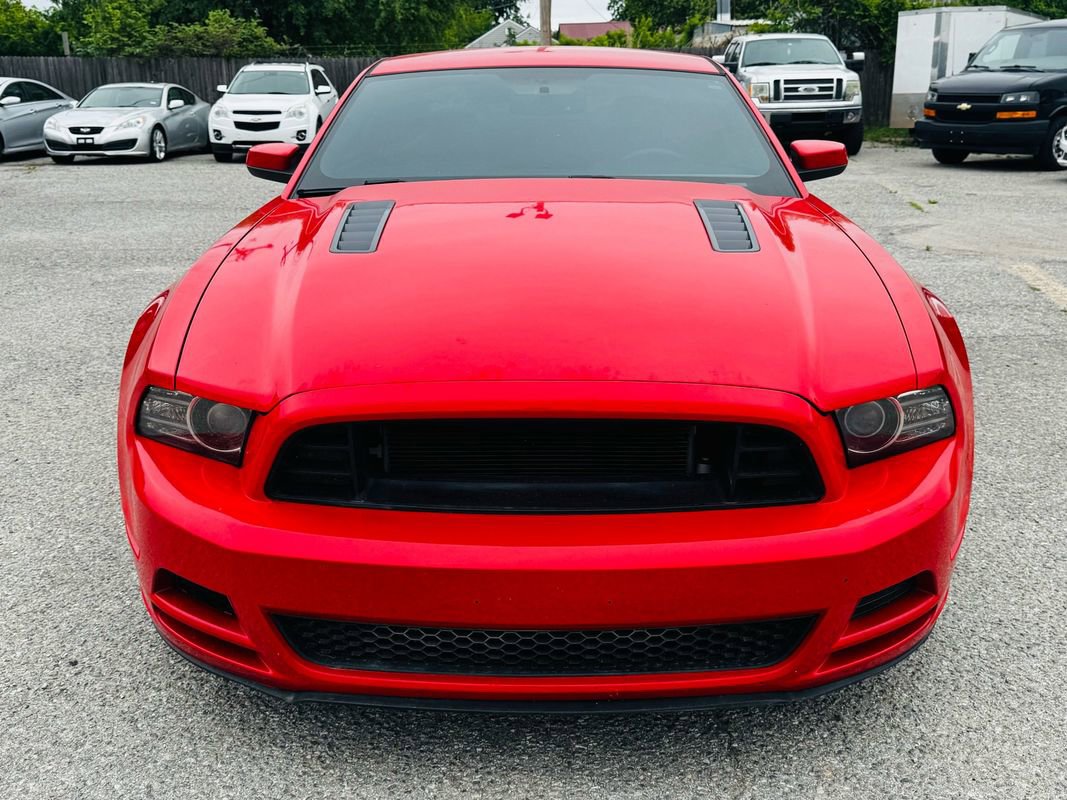 Used 2014 Ford Mustang GT Premium w/ Comfort Package RWD image 6