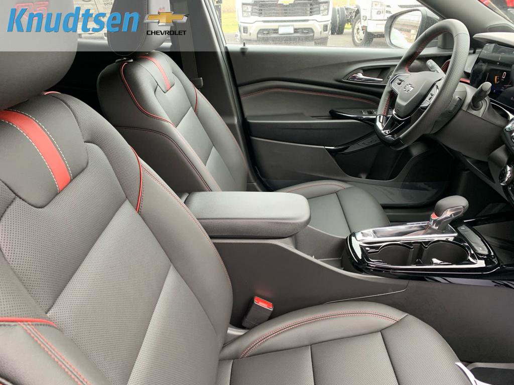 New 2026 Chevrolet Trax RS w/ Sunroof Package image 11