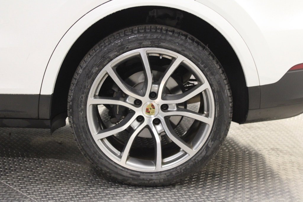 Certified 2020 Porsche Cayenne image 9