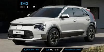 Used 2023 Kia Niro Wind w/ Wind Preserve Package FWD image 1