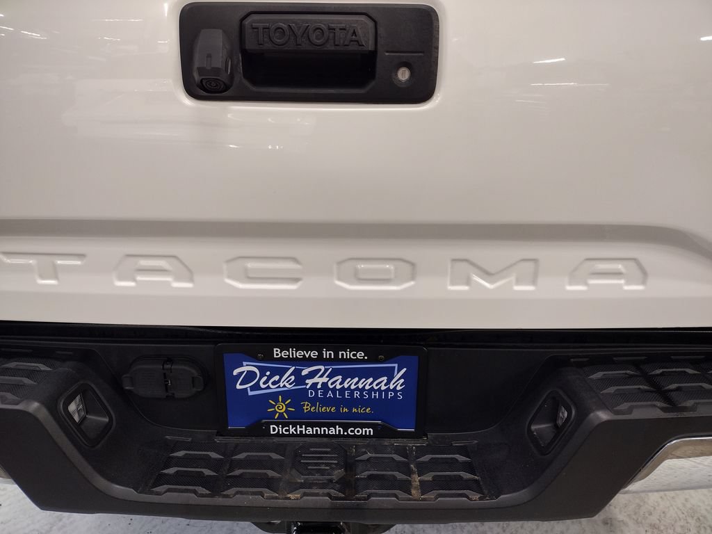 Used 2023 Toyota Tacoma TRD Off-Road AWD/4WD image 18