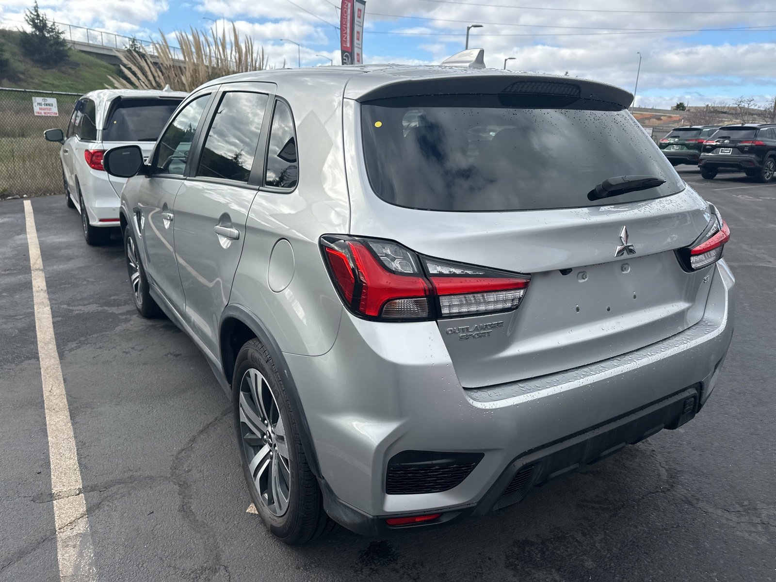 Used 2024 Mitsubishi Outlander Sport SE image 3