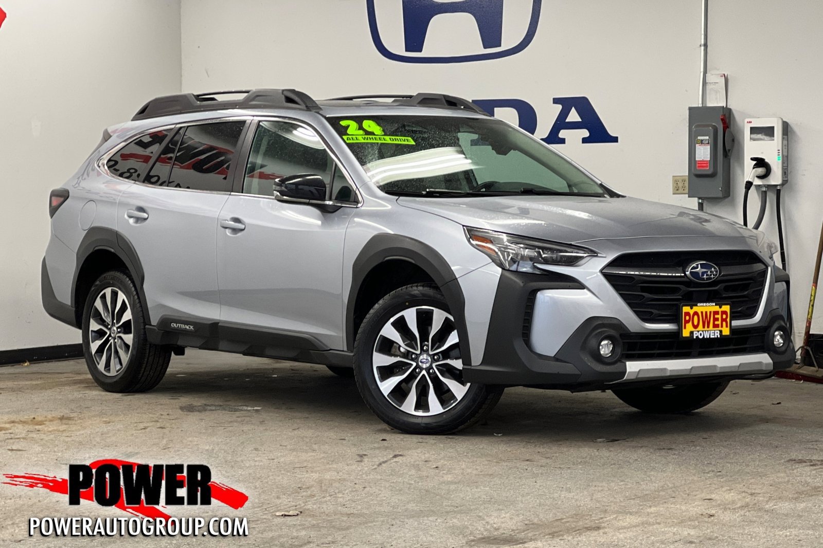 Used 2024 Subaru Outback Limited image 1
