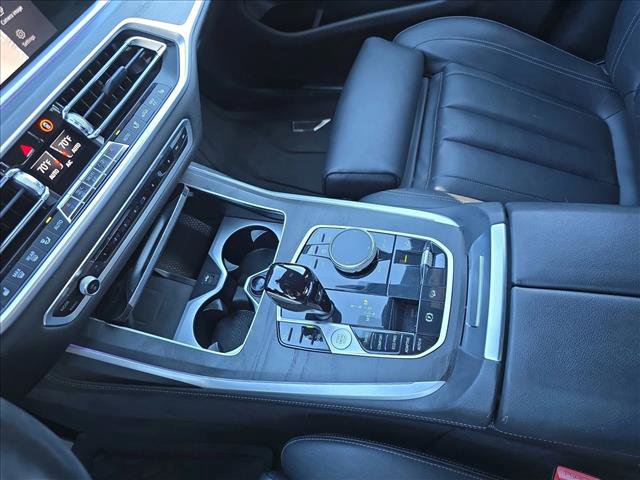 Used 2021 BMW X7 M50i w/ Cold Weather Package AWD/4WD image 24