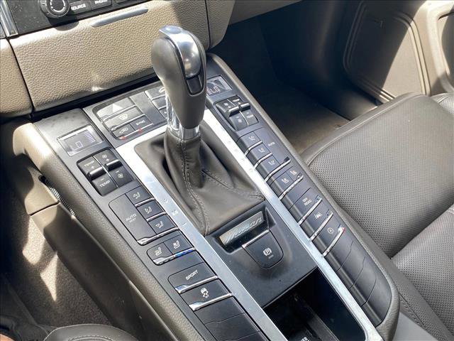 Used 2018 Porsche Macan S AWD/4WD image 18