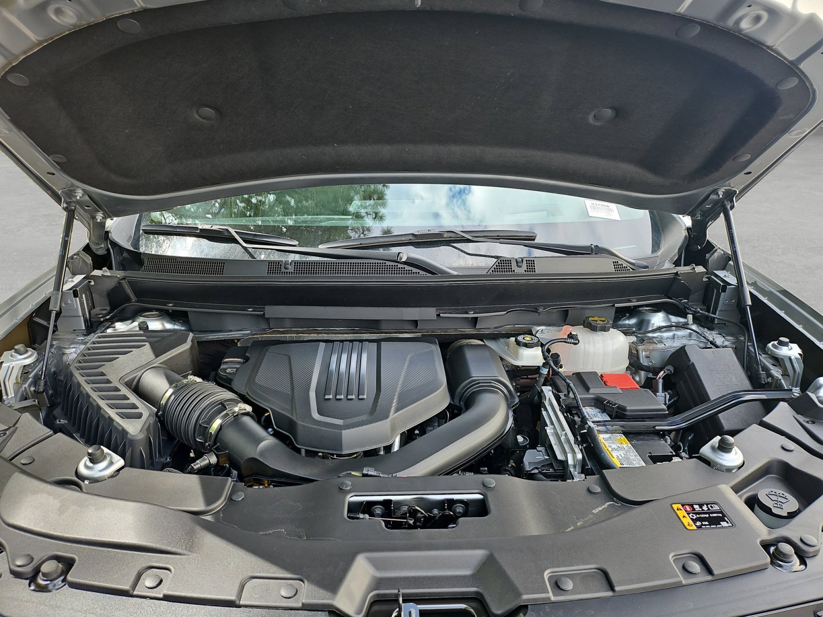 Used 2025 GMC Acadia AT4 w/ Super Cruise Package AWD/4WD image 39