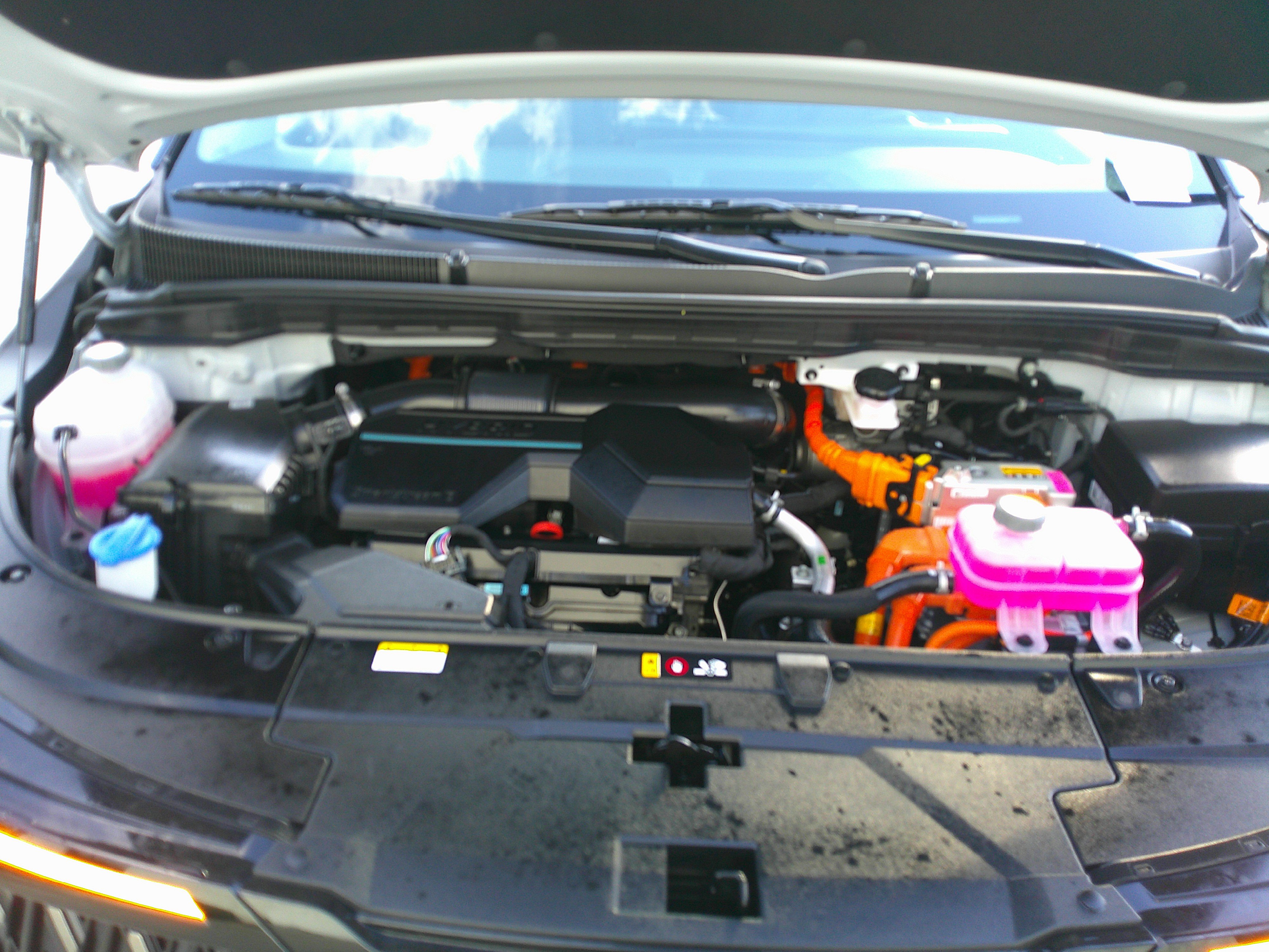 Used 2025 Kia Carnival EX image 36