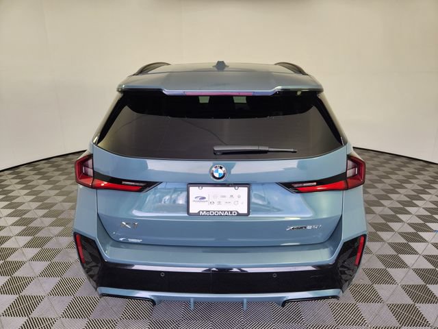 Used 2023 BMW X1 xDrive28i w/ Premium Package AWD/4WD image 4