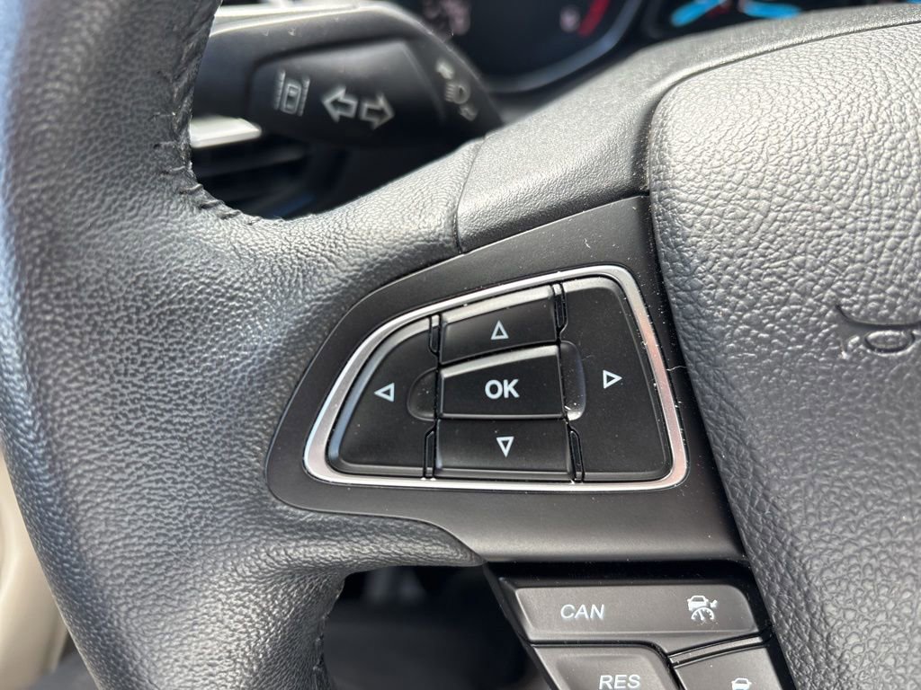 Used 2019 Ford Escape Titanium AWD/4WD image 30