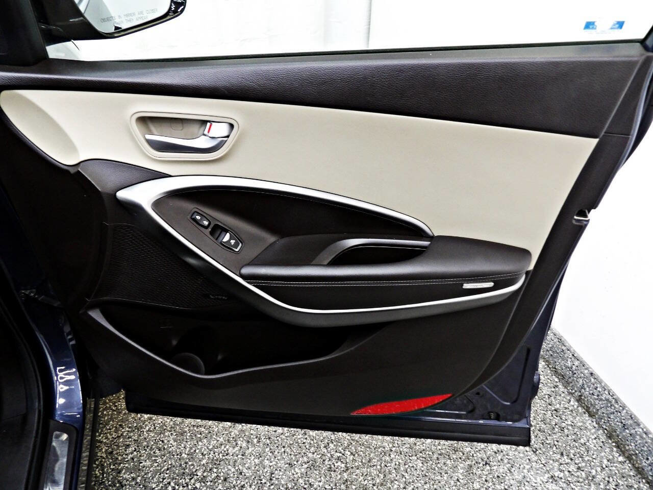 Used 2017 Hyundai Santa Fe Sport w/ 2.4L Tech Package 04 image 11