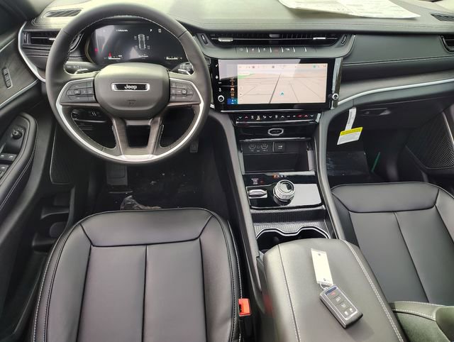 New 2026 Jeep Grand Cherokee Limited image 17