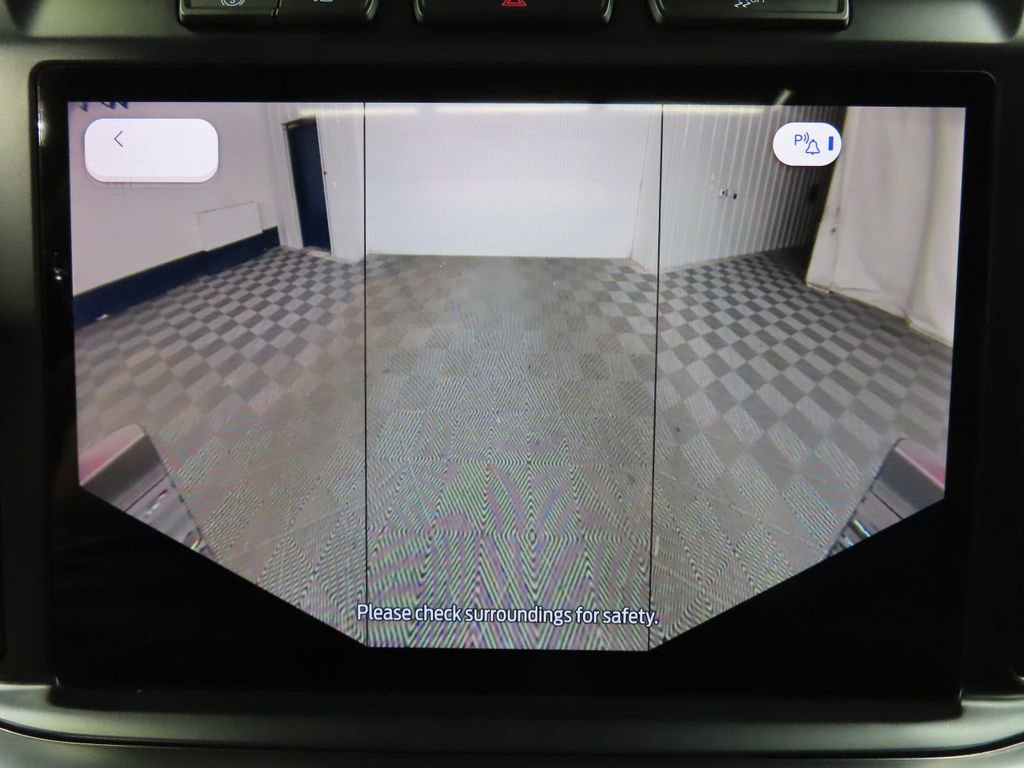 Used 2024 Ford F350 Lariat w/ Chrome Package image 18