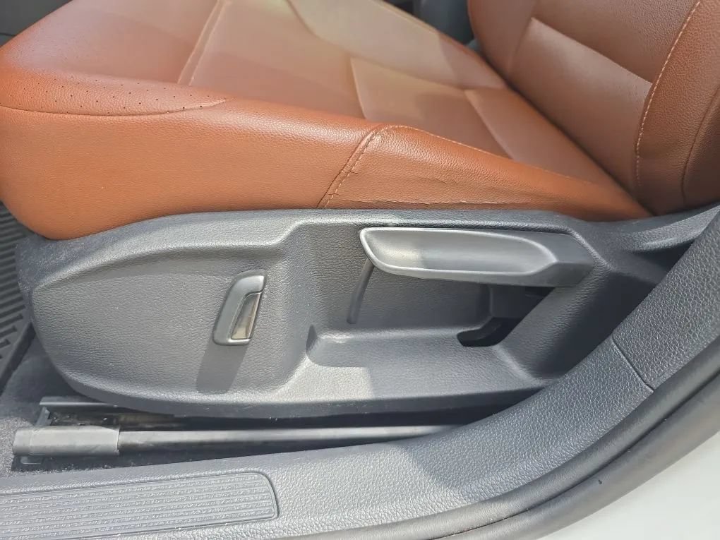 Used 2019 Volkswagen Golf Alltrack SEL AWD/4WD image 16
