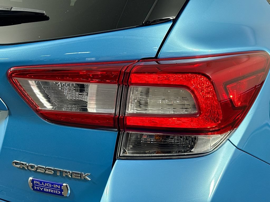 Used 2019 Subaru Crosstrek Hybrid w/ Moonroof Package w/Navigation AWD/4WD image 32