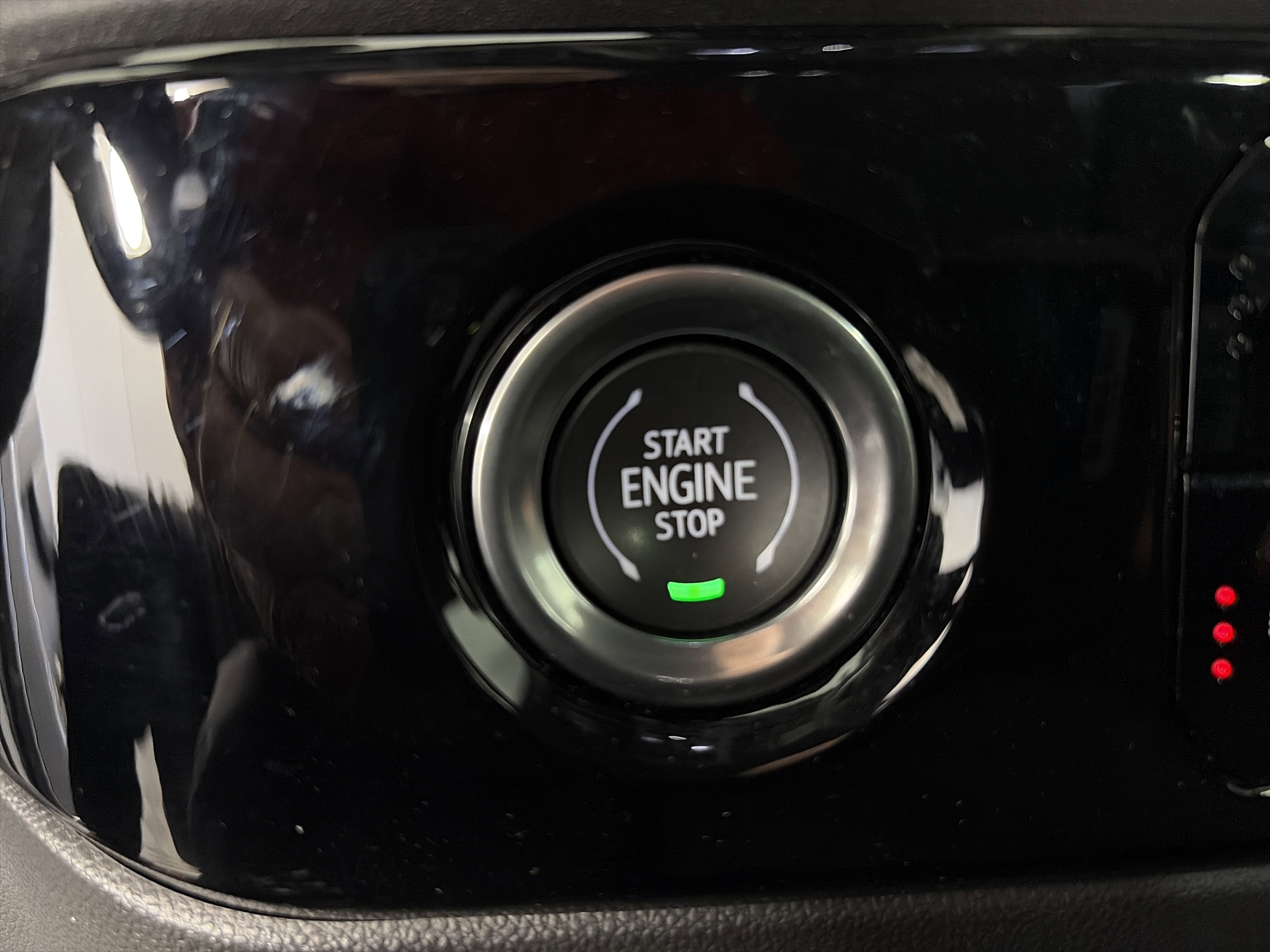 Used 2024 GMC Sierra 1500 Elevation image 28