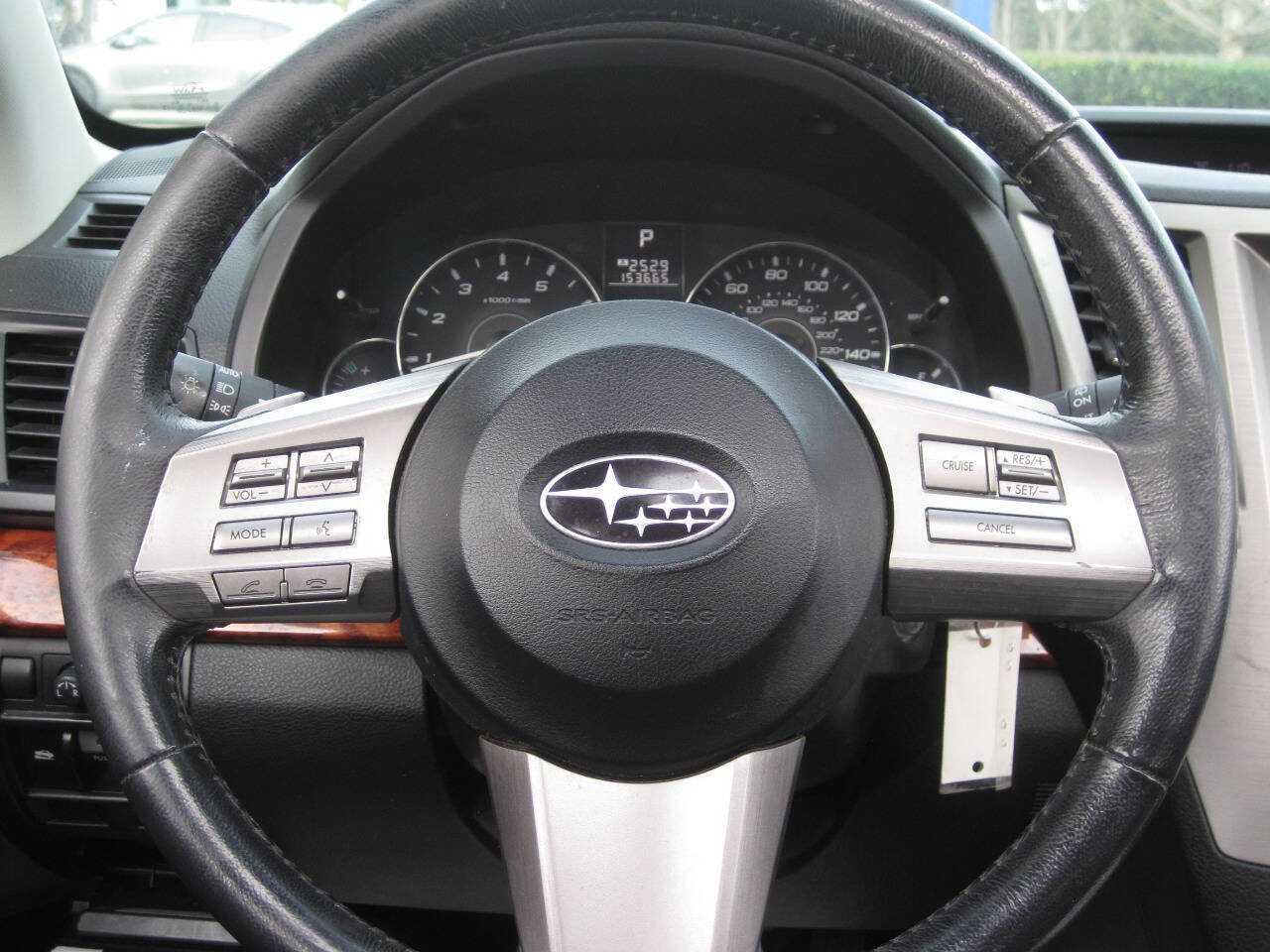 Used 2011 Subaru Outback 3.6R Limited image 30