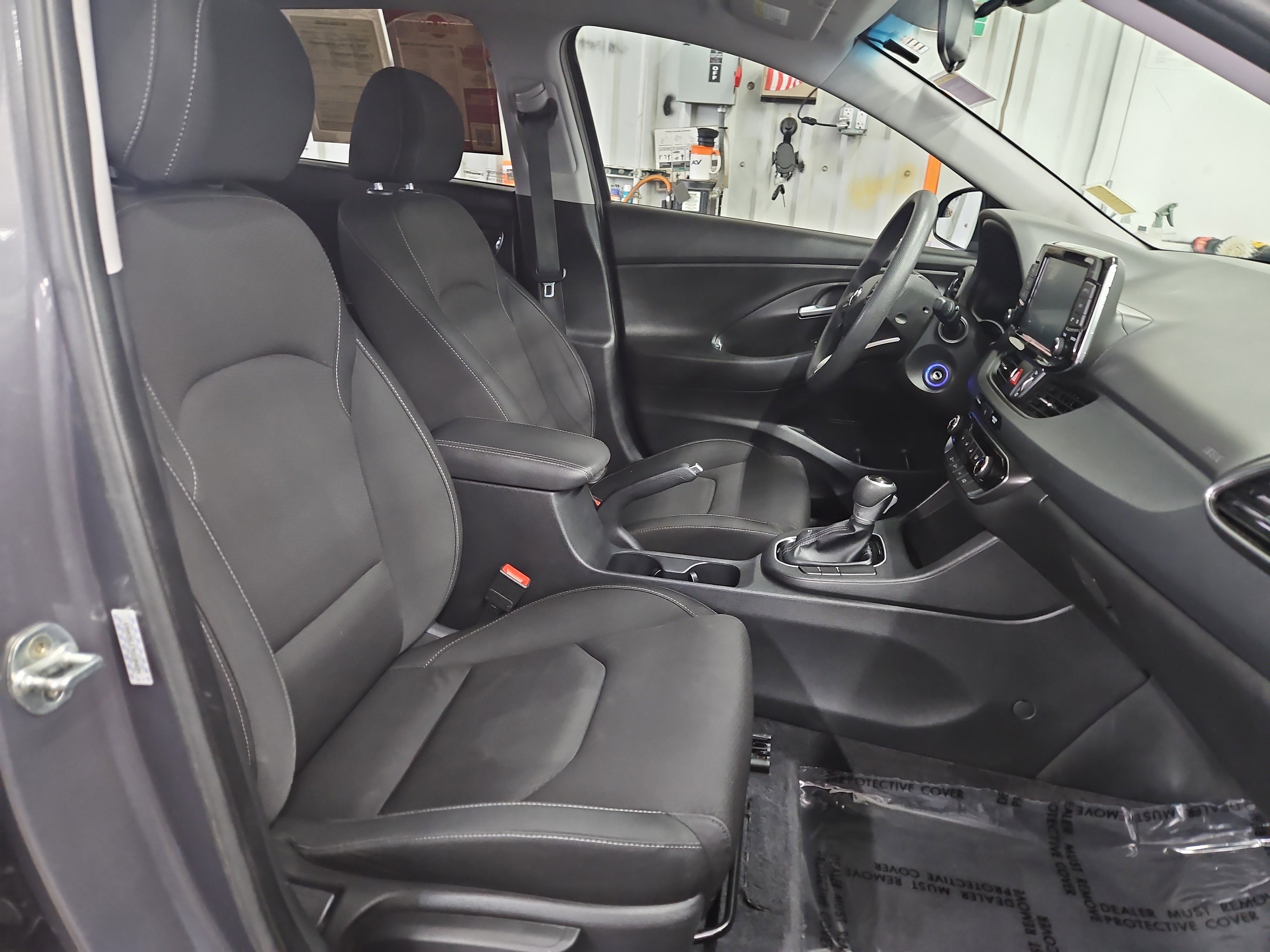 Used 2019 Hyundai Elantra GT image 9