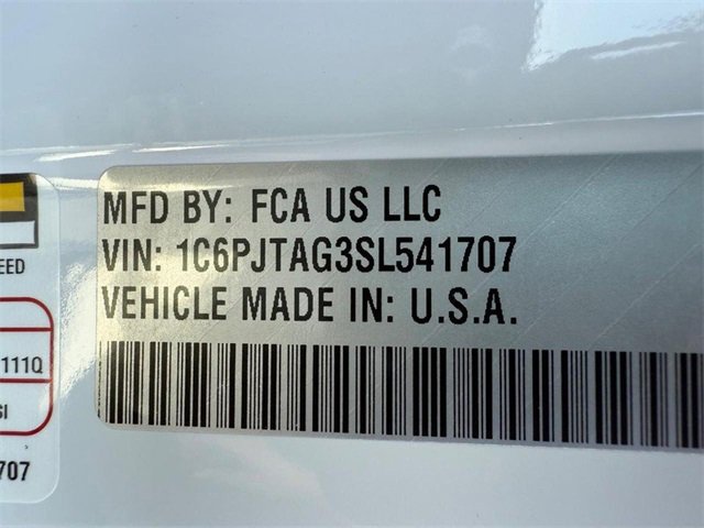 New 2025 Jeep Gladiator Sport image 31