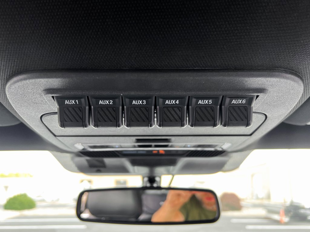 Used 2025 Ford F250 Platinum image 29