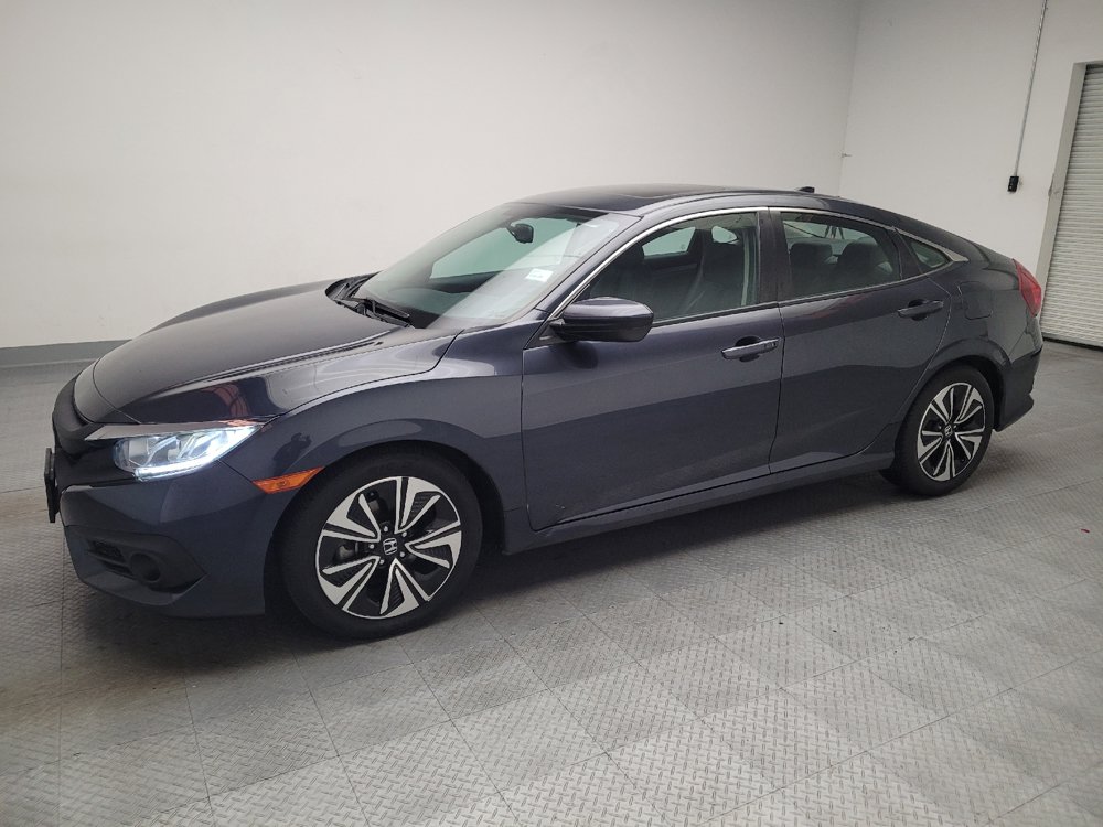 Used 2017 Honda Civic EX-L image 2