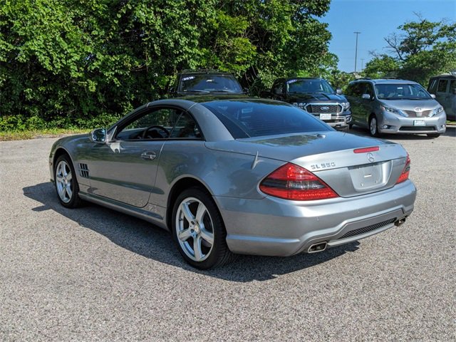 Used 2011 Mercedes-Benz SL 550 image 6