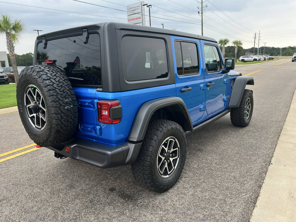 Certified 2025 Jeep Wrangler Unlimited Rubicon w/ Convenience Group AWD/4WD image 6
