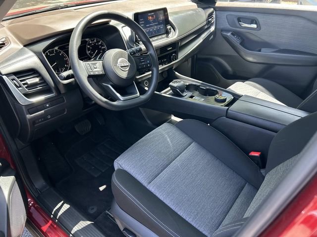 Used 2023 Nissan Rogue SV AWD/4WD image 14