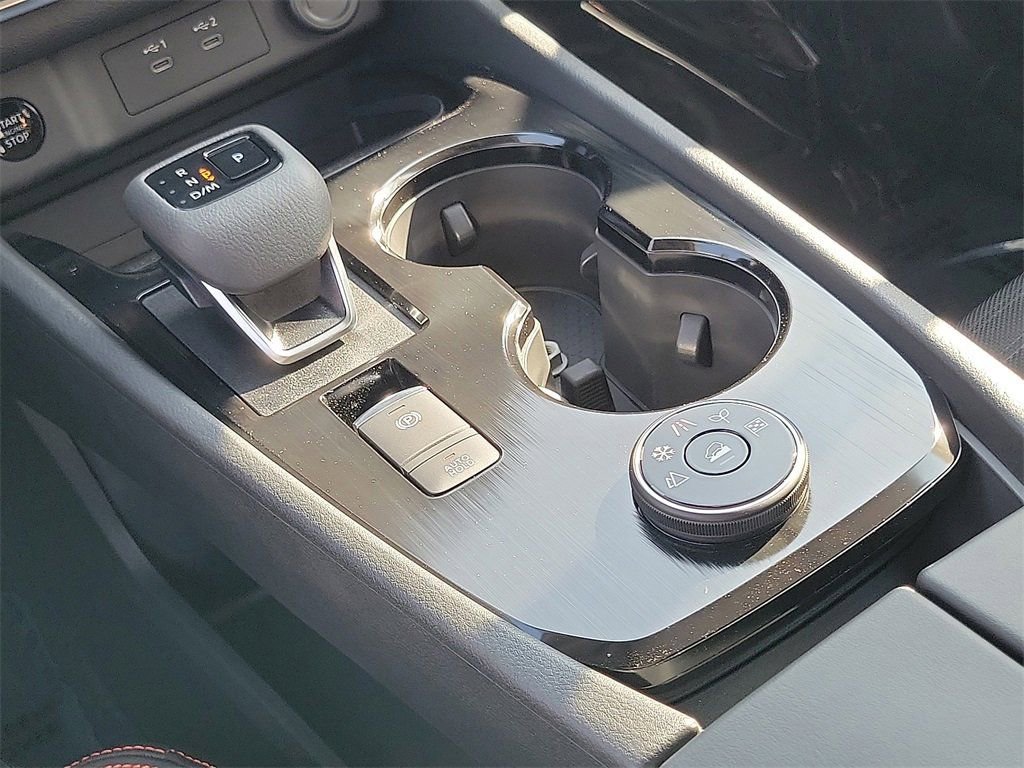 New 2026 Nissan Rogue SV image 10